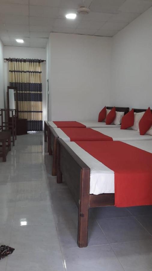 Meegahapokuna Resort Anuradhapura Eksteriør bilde