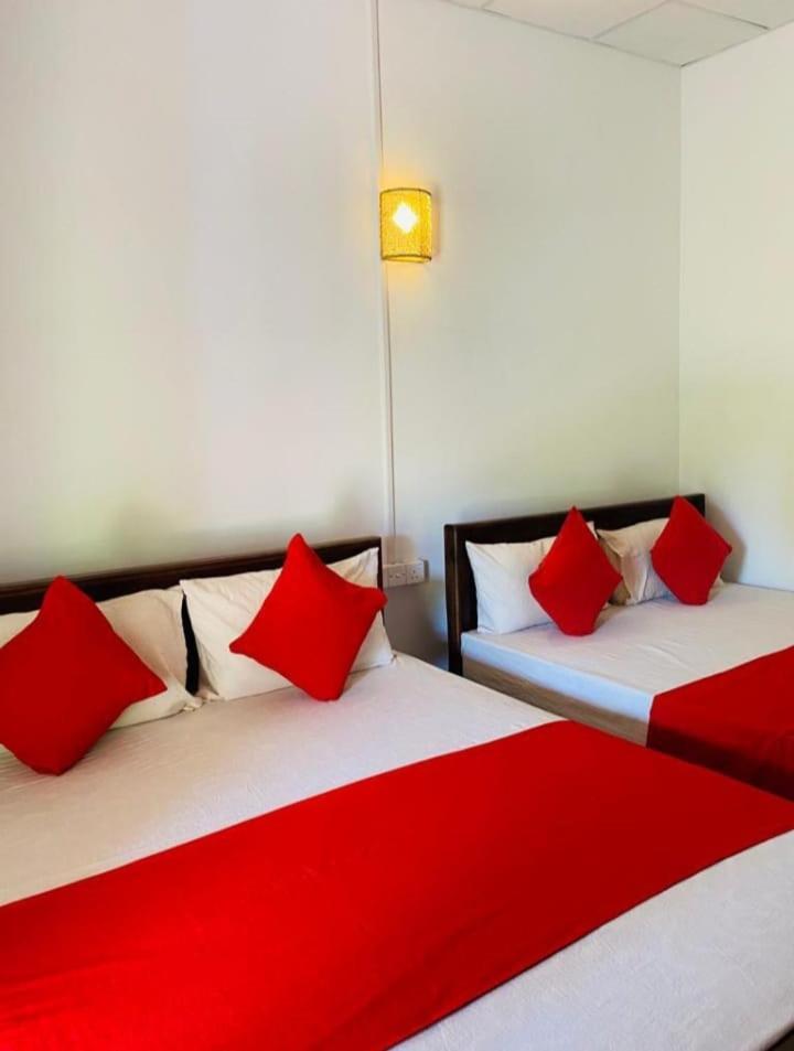 Meegahapokuna Resort Anuradhapura Eksteriør bilde