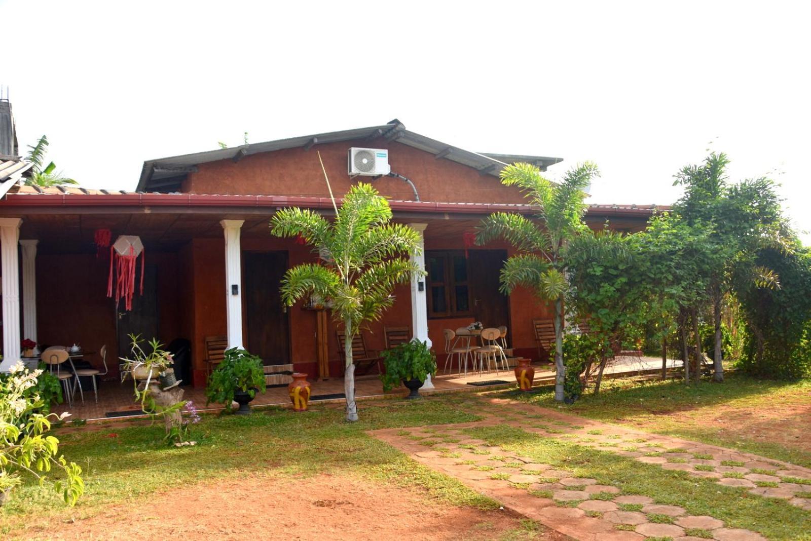 Meegahapokuna Resort Anuradhapura Eksteriør bilde
